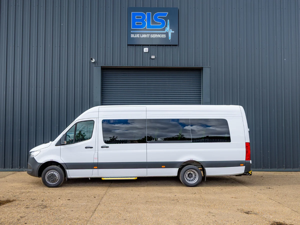 minibus-mercedes2